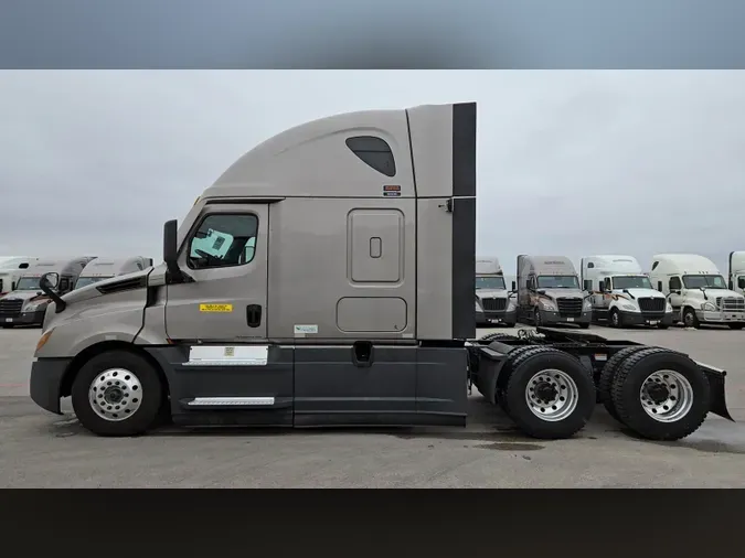 2024 Freightliner Cascadia