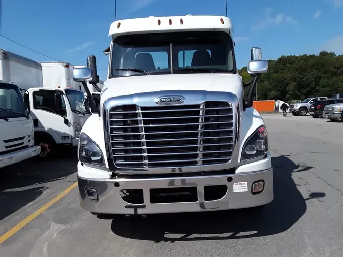 2020 FREIGHTLINER CASCADIA 125