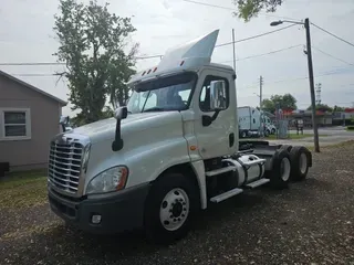 2019 FREIGHTLINER/MERCEDES CASCADIA 125
