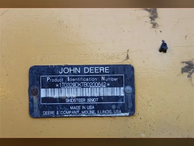 2011 John Deere 329D