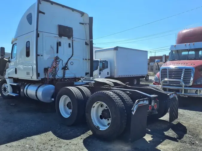 2020 FREIGHTLINER/MERCEDES NEW CASCADIA PX126645e396b6cefbaf8ffd806c5067f8f8b86