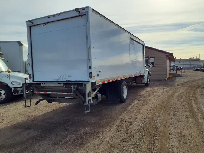 2019 FREIGHTLINER/MERCEDES M2 106