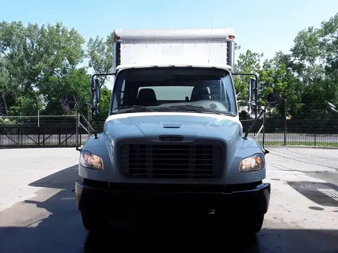 2019 FREIGHTLINER M2 106