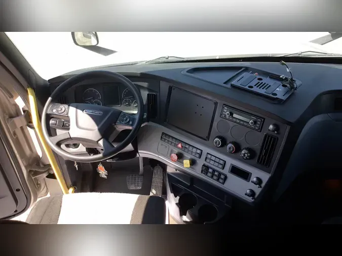 2022 Freightliner Cascadia 1265e3dc838d63dc4410cc140a5c0e39da9