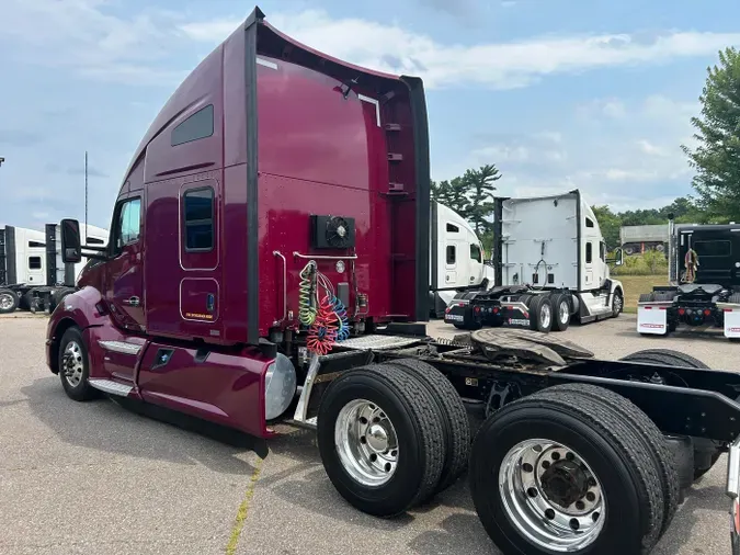 2022 Kenworth T680