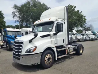 2019 FREIGHTLINER NEW CASCADIA 126