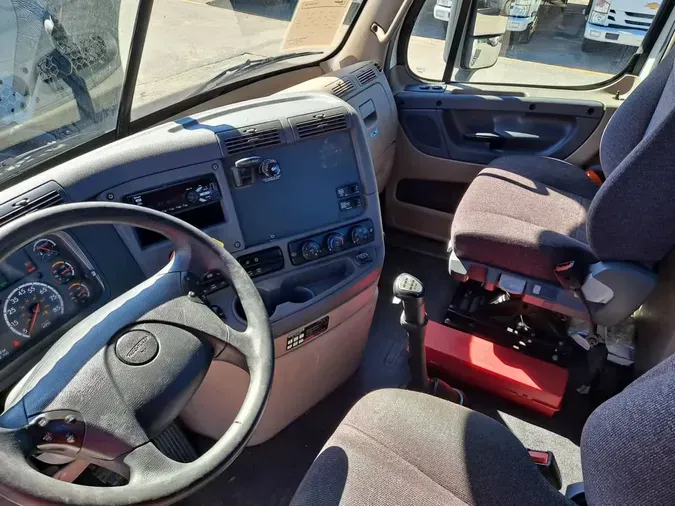 2020 FREIGHTLINER/MERCEDES CASCADIA 1255e3f95a9f27b8d122e28f9deddf4ad90