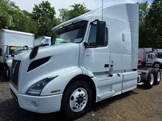 2019 VOLVO VNR64T-640