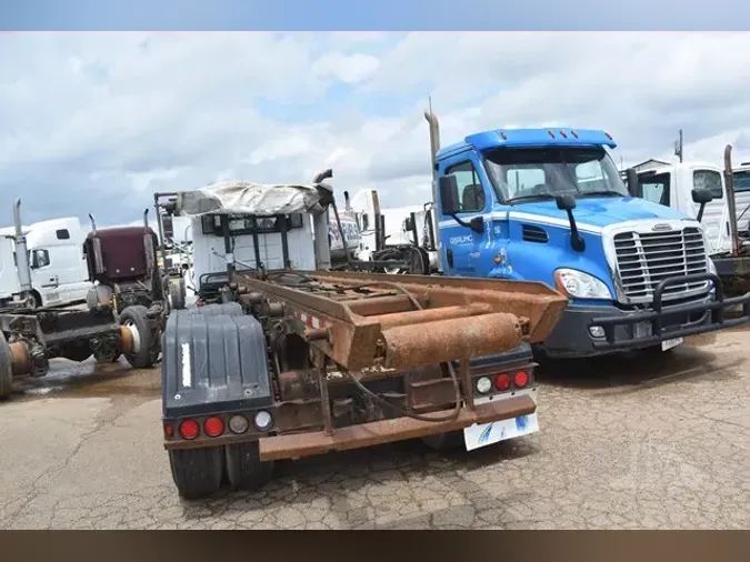 2006 MACK GRANITE CV713