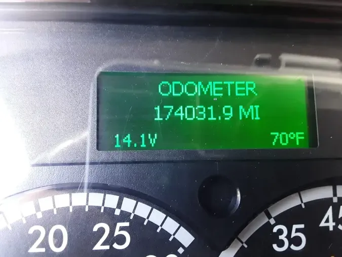 2019 FREIGHTLINER M2 106