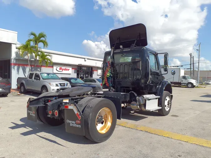 2017 FREIGHTLINER/MERCEDES M2 106