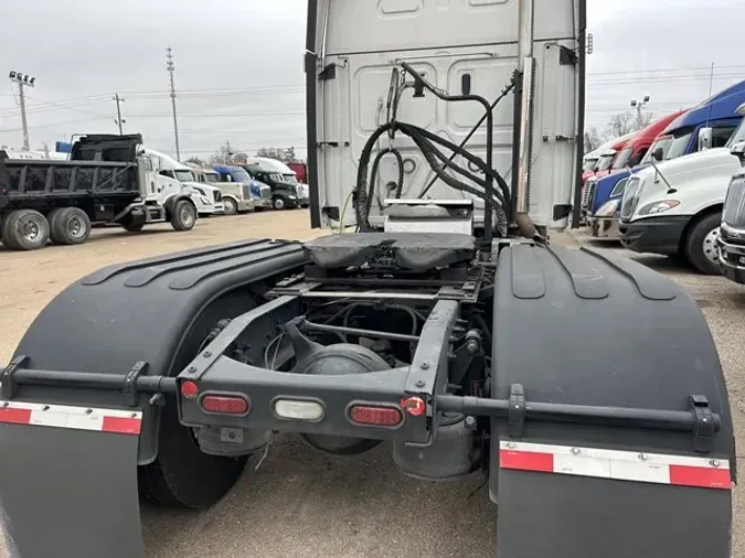 2022 FREIGHTLINER CASCADIA 126