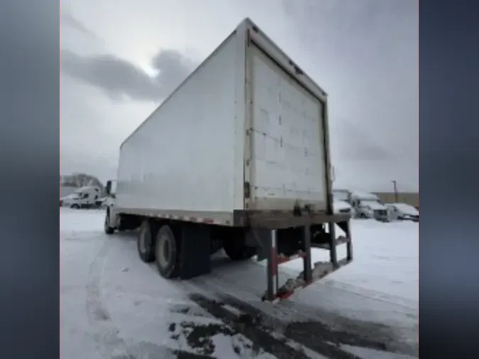 2019 FREIGHTLINER/MERCEDES M2 106