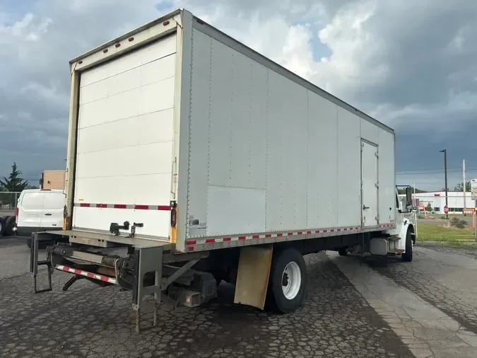 2019 FREIGHTLINER/MERCEDES M2 106