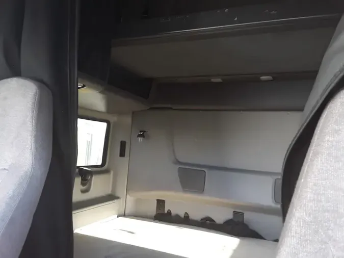 2020 NAVISTAR INTERNATIONAL LT625 SLPR CAB