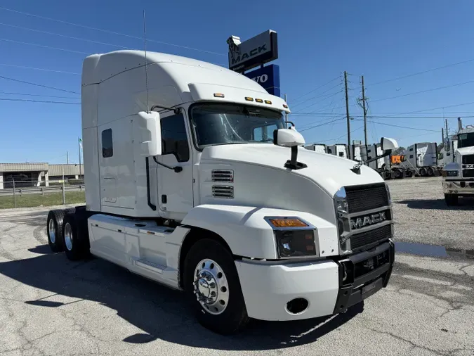 2019 Mack ANTHEM 64T