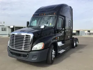 2020 FREIGHTLINER CASCADIA