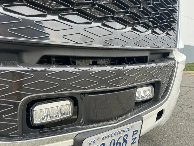 2025 International LT625