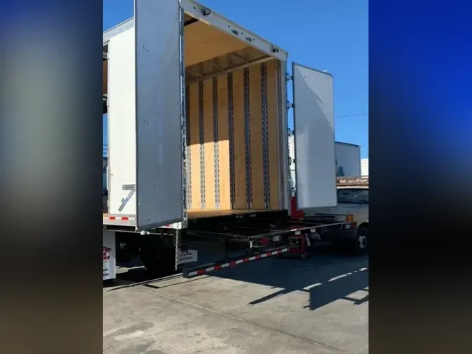 2020 Freightliner Business Class M2 106