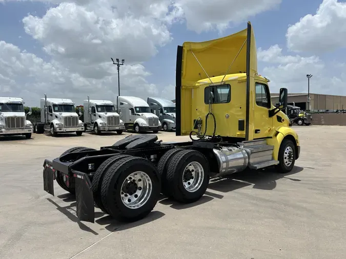 2021 Peterbilt 579