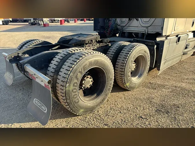 2023 Freightliner Cascadia