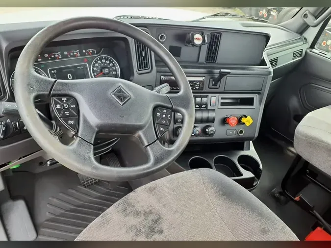 2019 NAVISTAR INTERNATIONAL LT625 DAYCAB T/A