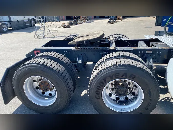 2023 Volvo VNL8605e639fd74c40f03b8b8592ddc192f13c