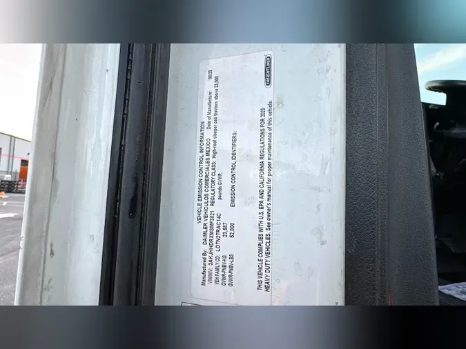 2021 Freightliner Cascadia 126