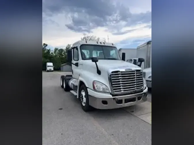 2017 FREIGHTLINER/MERCEDES CASCADIA 125