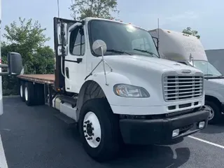 2012 FREIGHTLINER M2-106