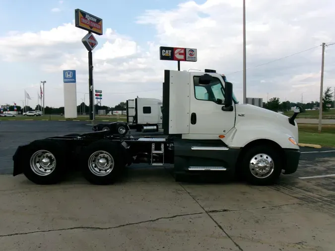 2021 International LT625