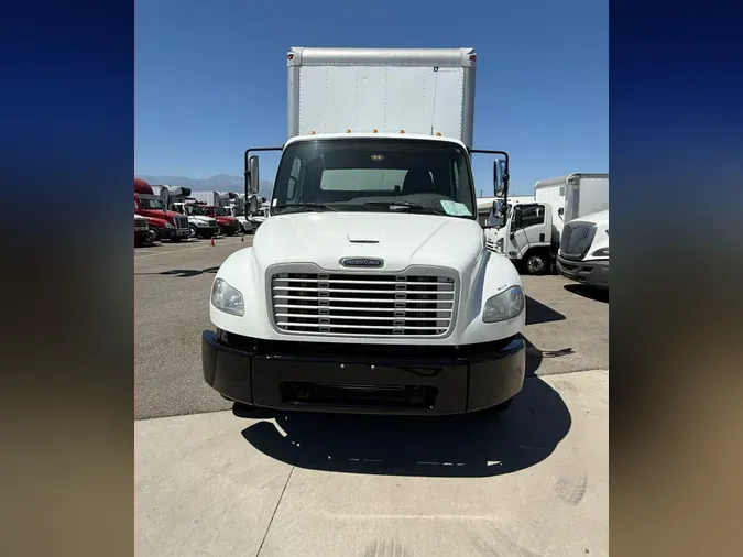 2016 FREIGHTLINER M2 106