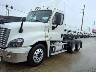 2018 FREIGHTLINER/MERCEDES CASCADIA 125