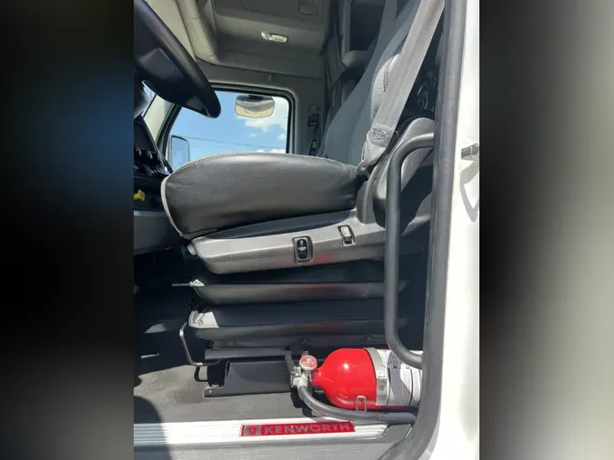 2021 Kenworth T680