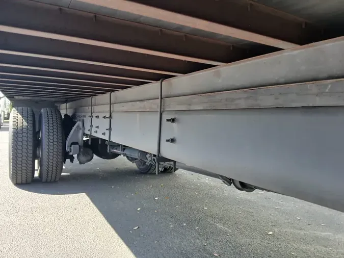 2022 FREIGHTLINER/MERCEDES M2 106