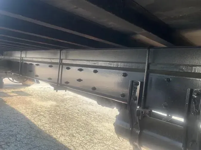 2021 Freightliner Business Class M2 106