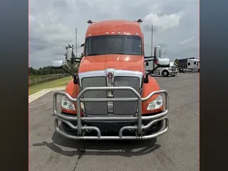 2022 KENWORTH T680