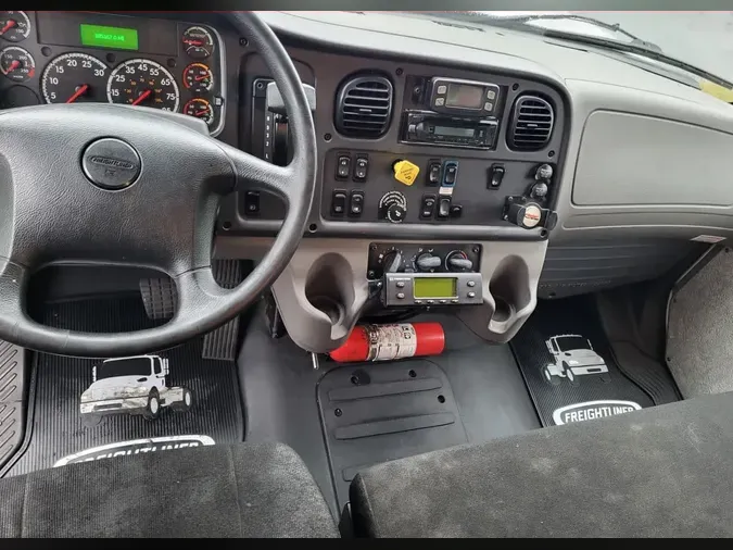 2019 FREIGHTLINER/MERCEDES M2 106