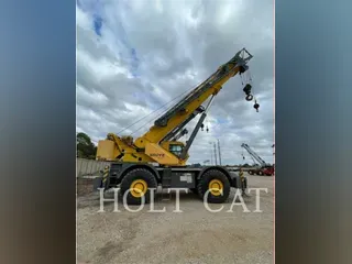 2012 Grove RT890E