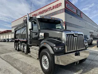 2025 Western Star 49X Day Cab