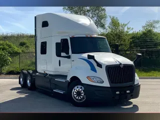 2021 INT LT625 6x4