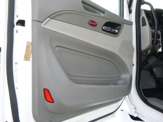 2018 Peterbilt 579