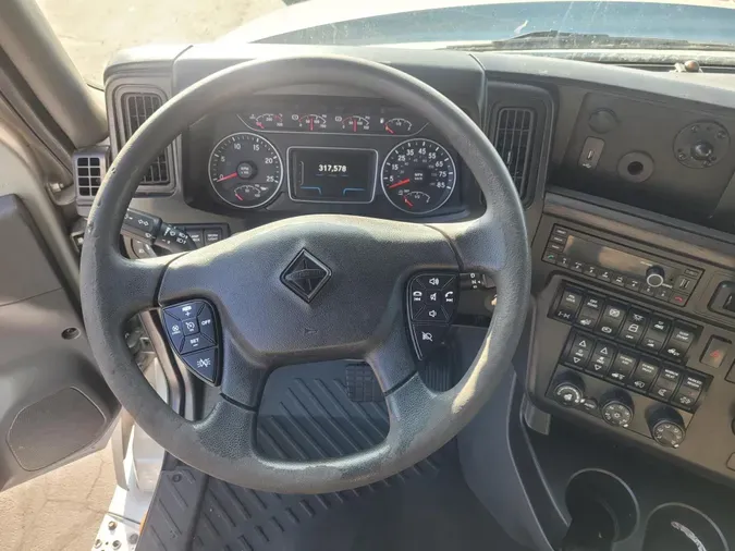 2023 International LT625