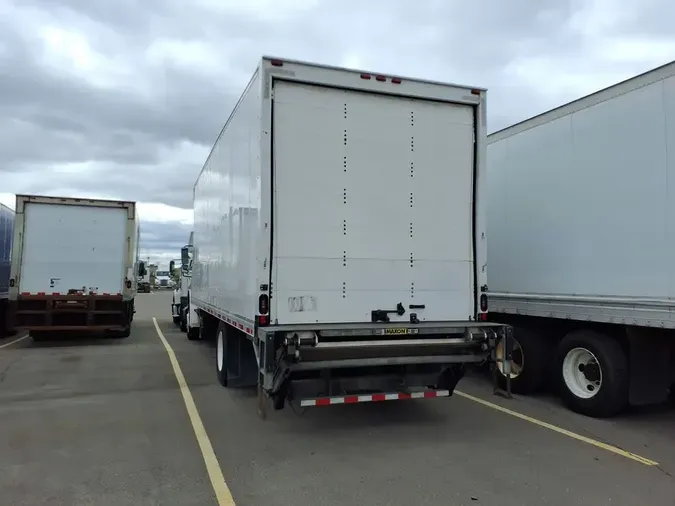 2021 FREIGHTLINER M2 106