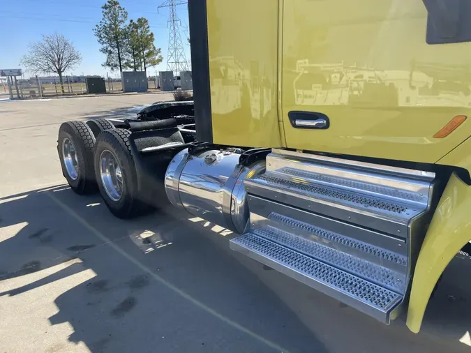 2021 Peterbilt 579