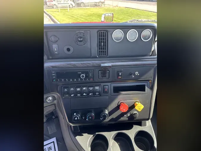 2023 International LT6255e967f6e1201db671f2ee9a04ee2df51