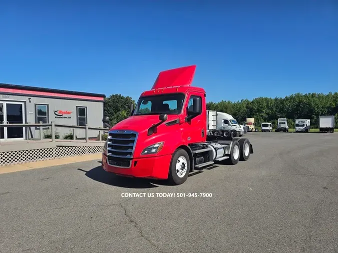 2019 FREIGHTLINER NEW CASCADIA 1165e97d795f98f712e25e368a44d920e16