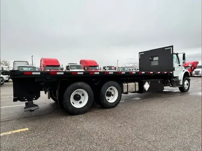 2017 FREIGHTLINER/MERCEDES M2 106