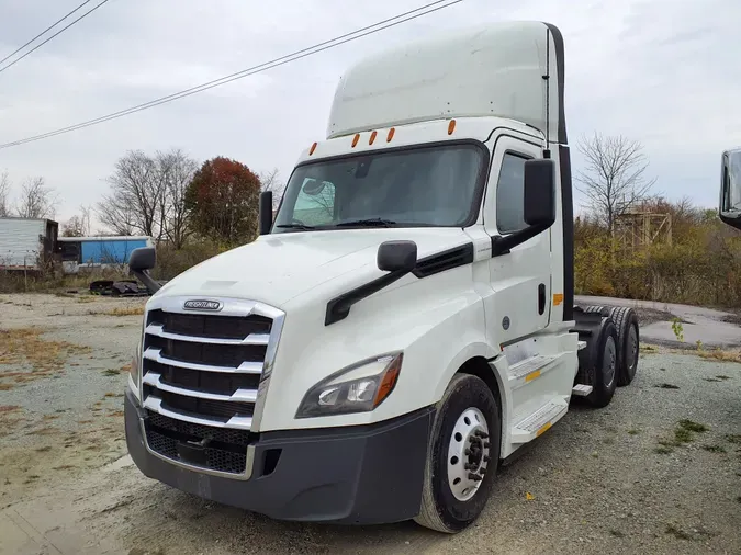 2019 FREIGHTLINER/MERCEDES NEW CASCADIA PX126645e9fb68013750f9a765419f9a2255a60