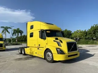 2017 VOLVO VN 630